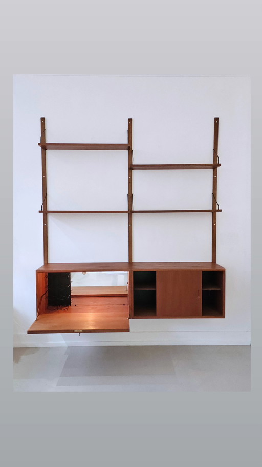 Vintage wall unit Poul Cadovius Royal System