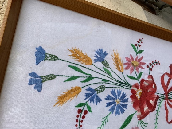 Quadro Vintage Ungherese Kalocsa Ricamato a Mano – Dipinti e disegni, Tessile (photo 3 of 5)