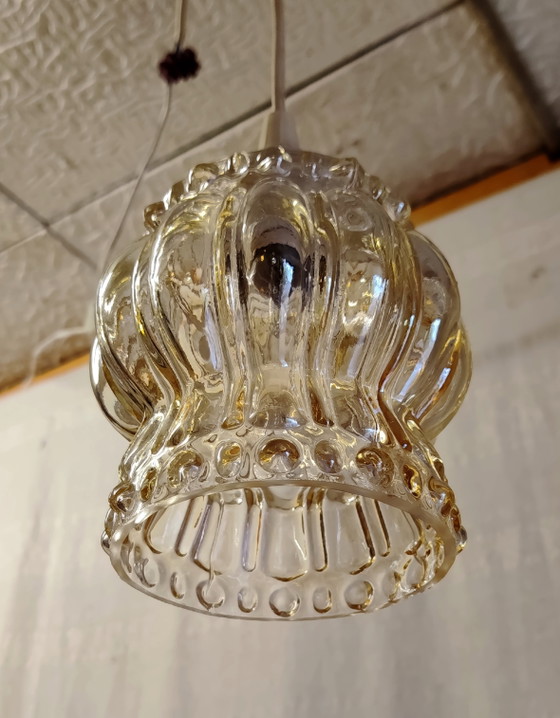 Molded Glass Globe Pendant Light - Mid-20th Century – Pendant lamps (photo 4 of 8)