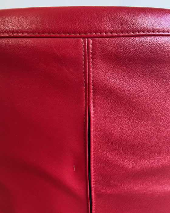 Image 1 of 6x Bert Plantagie Arc Eetkamerstoel Rood Met Wieltjes