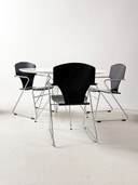 Witte ronde DSR eettafel