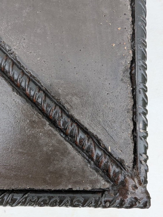 Image 1 of CUBE X Brutalistischer Skulpturentisch aus Beton und Stahl – Wallavibe Design