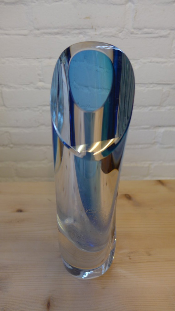 Kosta Boda vaas, blauw glas, Vazen, Transparant, Modern (foto 2 van 6)