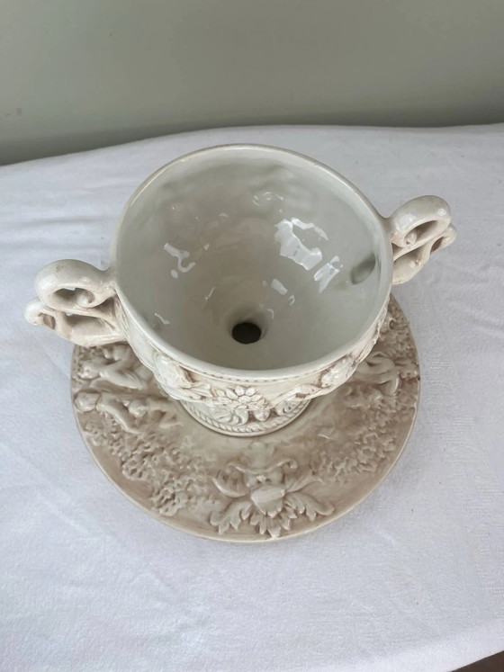 Conjunto Capodimonte – Cuenco sobre pedestal y plato decorativo – Porcelain, Ceramic (photo 3 of 14)