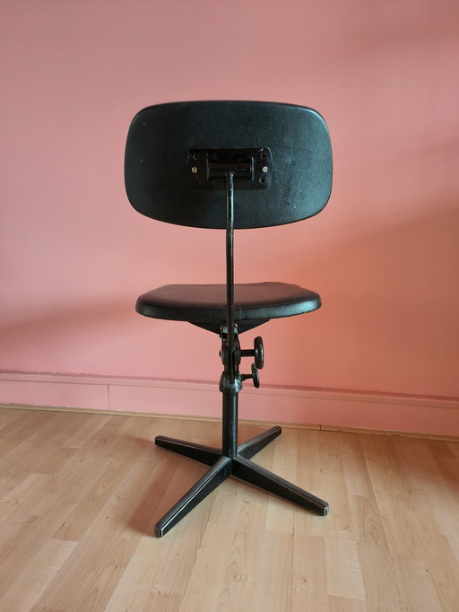 Vintage Ahrend de Cirkel bureaustoel - Friso Kramer design 1960