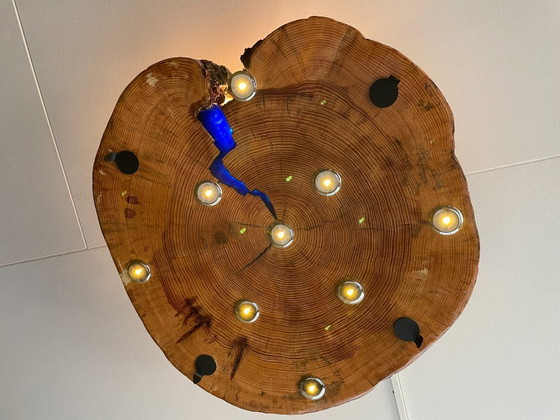 Image 1 of Article 202301