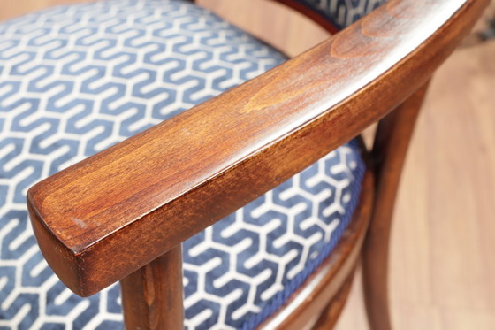 Image 1 of Art-Deco-Set aus Thonet-Sofa und Sesseln, blauer geometrischer Jacquard