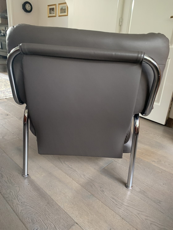 De Sede Kangaroo leather armchair by Hans Eichenberger. – Textile (photo 6 of 9)