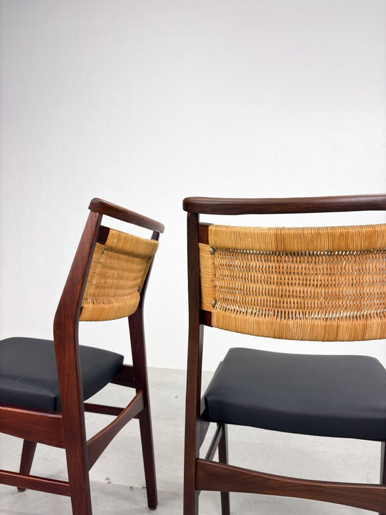Image 1 of Mid-century Eetkamerstoelen met Rieten Rugleuning
