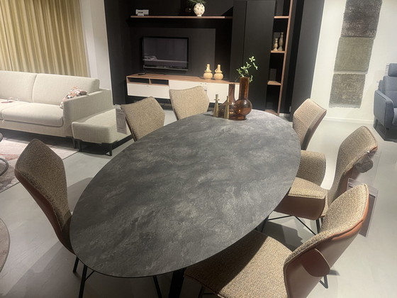 Image 1 of Saphira ovale eetkamertafel 240x110 cm