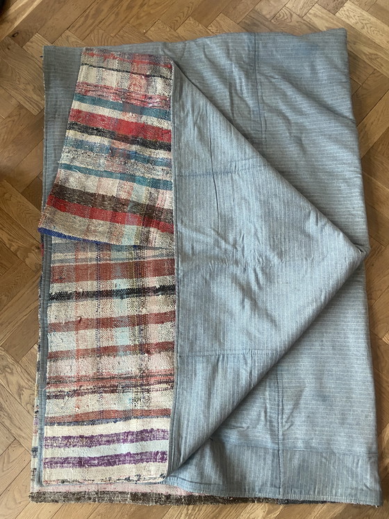 Image 1 of Prachtig groot vloerkleed gevoerd van Roche Bobois