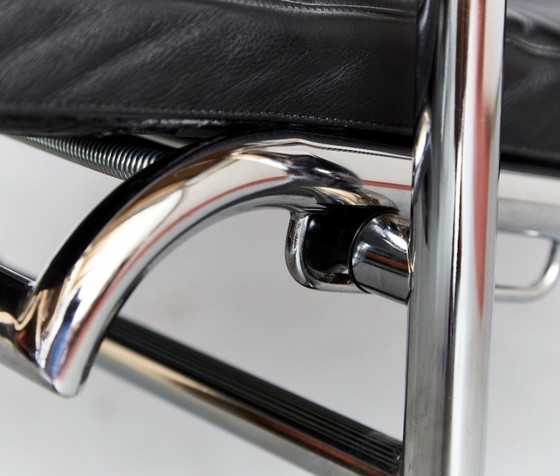 Image 1 of Chaise longue e pouf "Genni" di Gabriele Mucchi per Zanotta