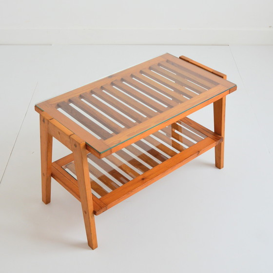 Image 1 of Tavolino da caffè/tavolino laterale in pino con doppio piano vintage anni '70