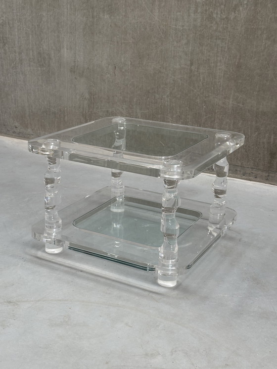 Image 1 of Table basse vintage en Lucite et verre – Design français des années 1970