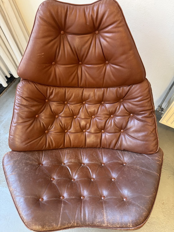 Poltrona lounge vintage Artifort F588 – Sedie e poltrone, Leather, Metal (photo 7 of 8)