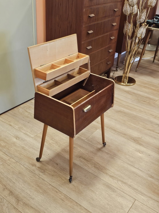 Armoire à couture vintage extensible, table de chevet – Tables de nuit, Wood (photo 4 of 9)