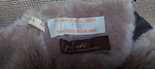 Vintage suede boots with lambskin