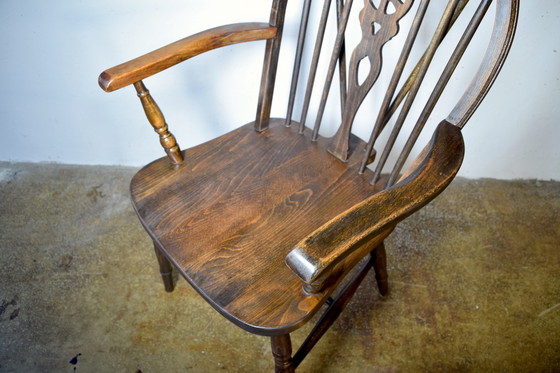 Image 1 of Antique Windsor Wheelback Chair Armchair