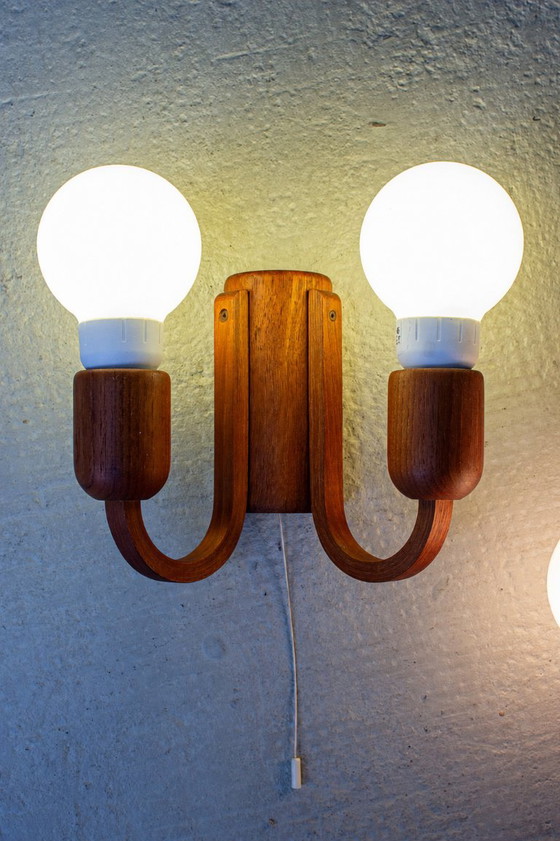 2 apliques de pared Domus, madera de teca, diseño danés, mediados de siglo (años 60). – Wood (photo 10 of 15)