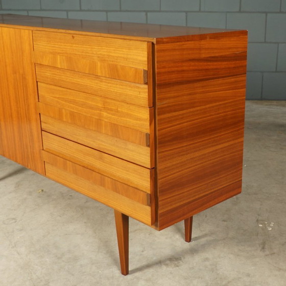 Image 1 of Vintage notenhouten sideboard – Otto Schmidt Möbelfabrik – jaren 60