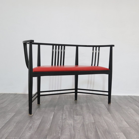 Image 1 of POSTMODERNES SOFA, ERNEST ARCHIBALD TAYLOR ZUGESCHRIEBEN