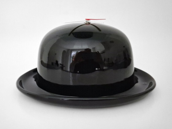 Bowler Hat Wall Clock – Horlogerie Daniel Jacob, Florenville, Ceramic (photo 6 of 8)