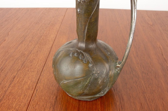 Image 1 of Vase Art-Nouveau en étain massif patiné bronze par Louis Chalon 1910.