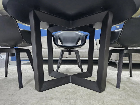 Image 1 of Poltrona Frau dining table 150cm Calacatta Oro marble LP € 13,500