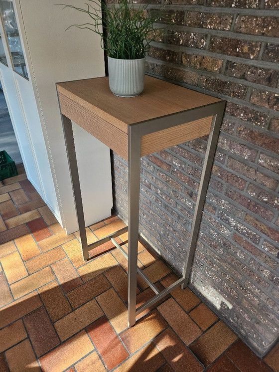 Image 1 of Tavolino moderno in legno con struttura in metallo8