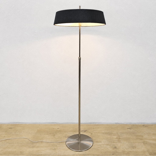 Lámpara de pie Van De Heg Design, cromada / Pantalla negra acanalada (diseño holandés) – vloerlampen, Chrome, Textile