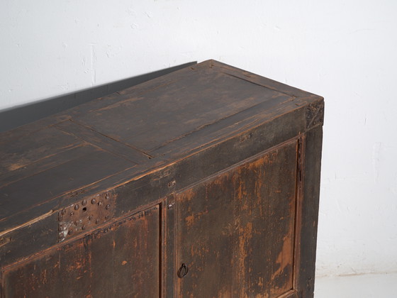 Antiek Chinees dressoir van massief hout – China, circa 1930 (photo 15 of 40)