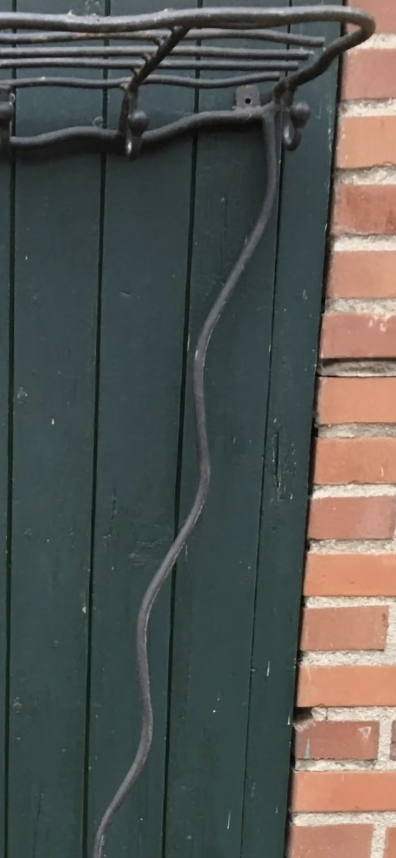 Image 1 of Hermoso perchero de hierro forjado inusual