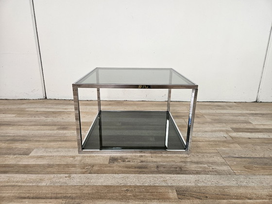 1970er Beistelltisch aus Stahl mit zwei Rauchglasböden – Couchtische, Metal (photo 2 of 12)