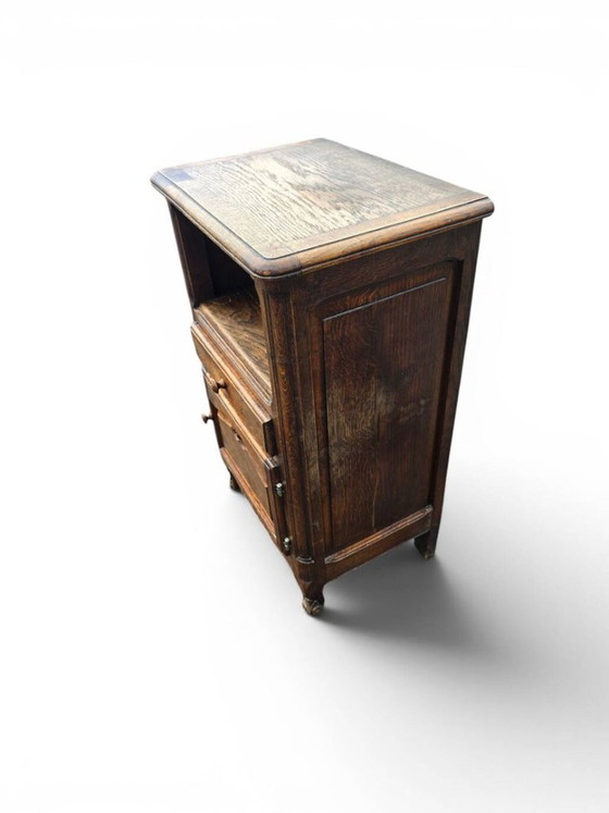 Klein bijzettafeltje van gesneden eikenhout in Louis XV-stijl – Wood (photo 4 of 5)