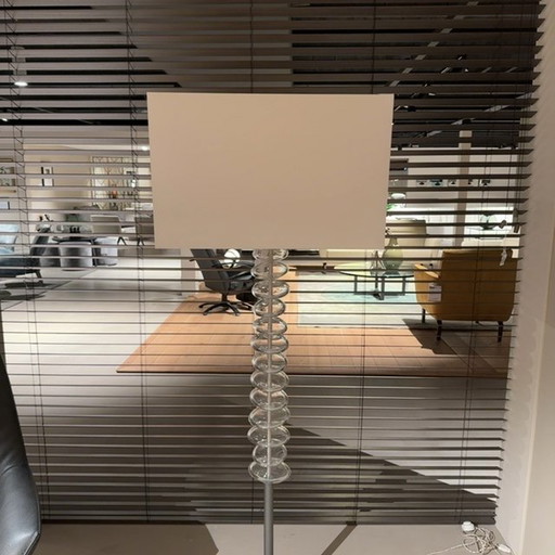 Poltrona Frau Fede standaardlamp