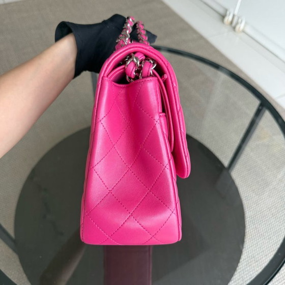 Image 1 of Chanel Classic Flap Jumbo - Dubbele klep 30 cm, gewatteerd lamsleer, roze, zilverkleurige hardware