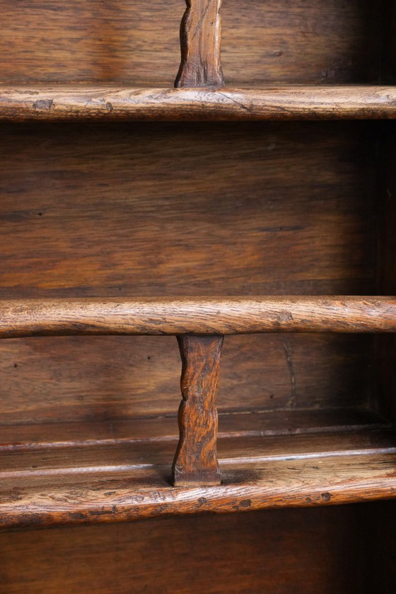 Image 1 of Cocina/alacena de madera de una casa de campo española de principios del siglo XX