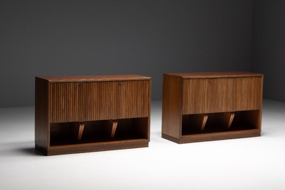 Image 1 of Credenza a doghe modernista, Italia, anni '60