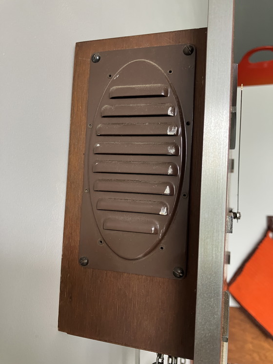 Image 1 of Junghans Wandklok Bauhaus style