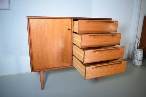 Image 1 of Cassettiera danese in teak, credenza vintage, credenza di metà secolo