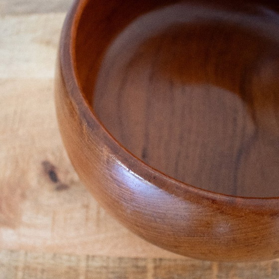 Image 1 of Vintage Deense teakhouten fruit- of saladeschaal: Scandinavisch Reducta-design uit de jaren '60