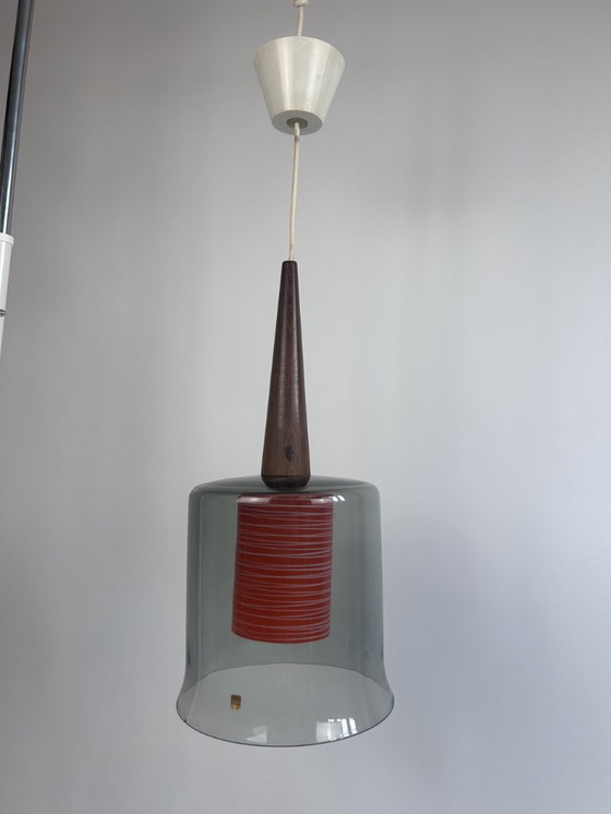 Image 1 of Uspension vintage Philips oranje & rookglas - hout, Nederland