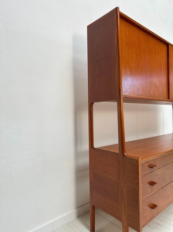 Image 1 of Dänisches Teak-Highboard RY20 aus den 1950er Jahren von Hans J. Wegner für Ry Møbler – Mid-Century-Schrank