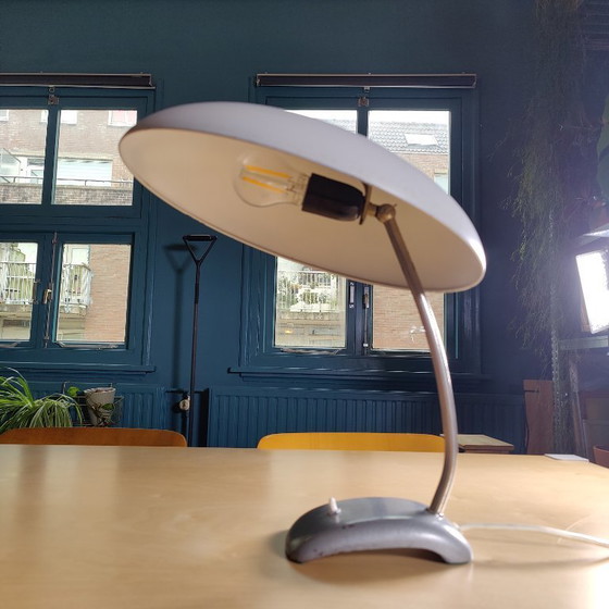 Image 1 of Magnifique lampe de bureau Bauhaus des années 1950, milieu de siècle