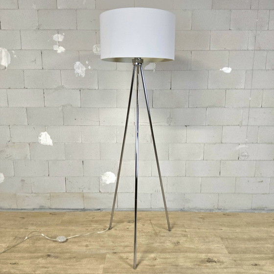 Image 1 of Zuiver tripod floor lamp white fabric shade chrome leg / tripod lamp / dutch design floorlight