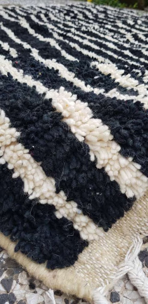 Image 1 of Hand-knotted Berber wool rug 242x165cm