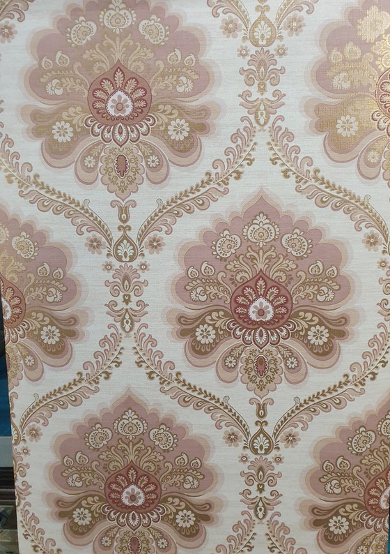 Image 1 of 7771 Old Pink Vintage Baroque Wallpaper With Gold