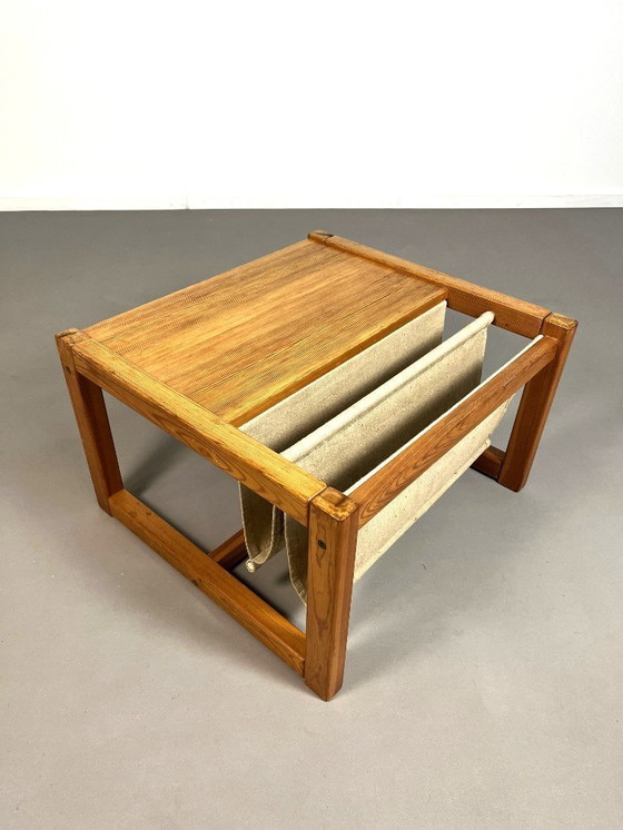 Image 1 of Safari-Couchtisch mit Zeitschriftenablage aus Leinen, von Karin Mobring für Ikea, 1970er Jahre.