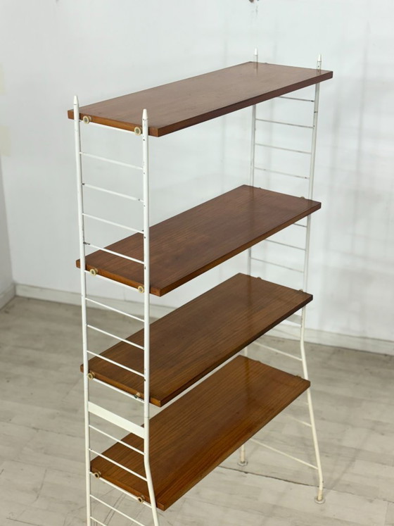 Image 1 of Wandplank met touwtjes / wandplank – design uit het midden van de vorige eeuw