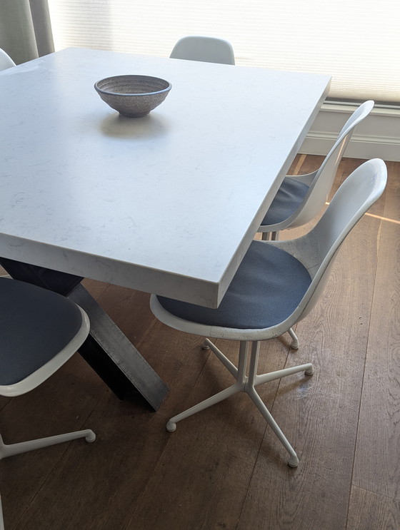 Image 1 of 6 sedie Herman Miller La Fonda Eames bianche vintage